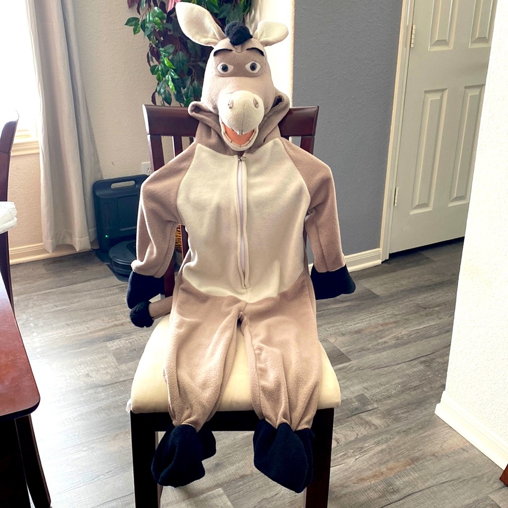 Kids DonkeyCistume Fits 5/6 years old Height 45”